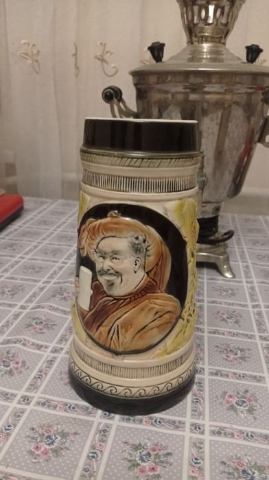 Коллекционная пивная кружка