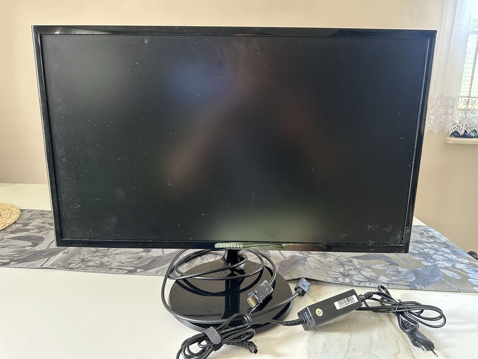 Monitor Samsung hdmi głosniki Seven sps 702