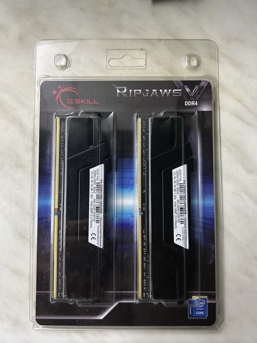 Оперативна памʼять G.Skill Ripjaws V DDR4-3200 2*8Gb