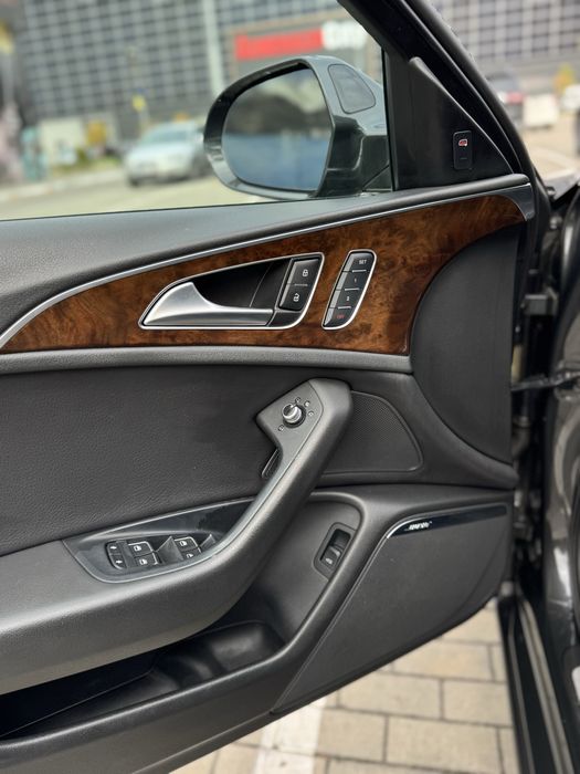 AUDI A6C7  2013 року