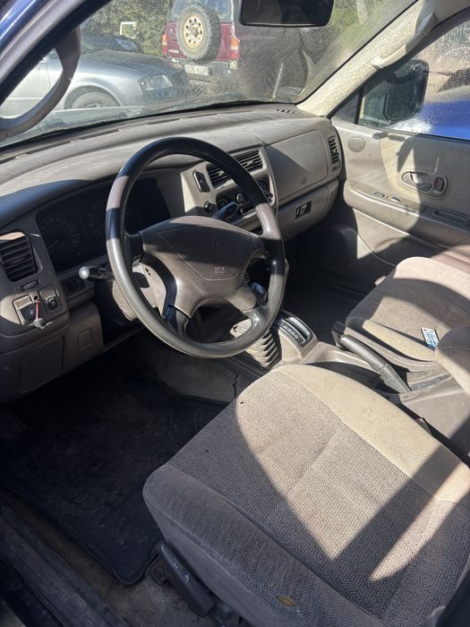 Mitshubishi pajero sport 3.0 b+g