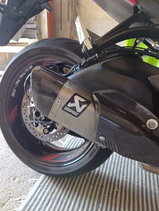 Ponteira Akrapovic GSX S1000
