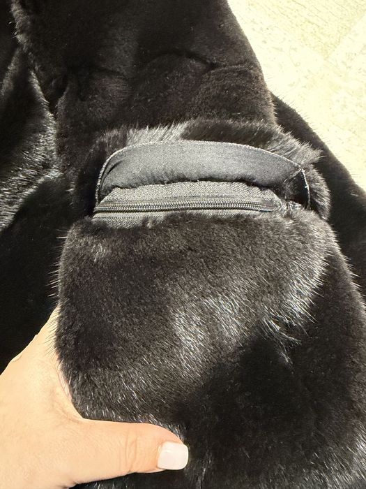 Шуба норкова Black glama