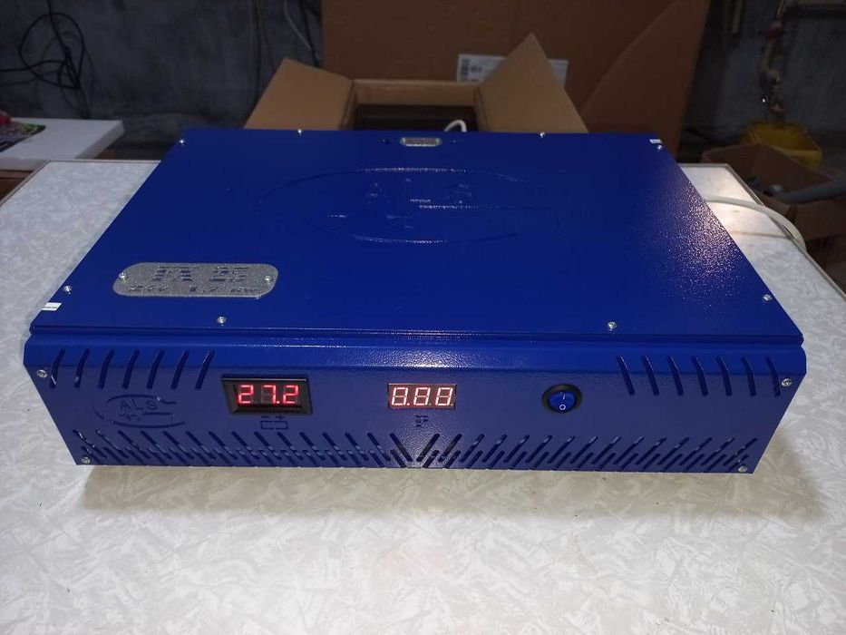 ИБП ФОРТ FX25 (24/220V) для Дома, Дачи (Инвертор) на 1700Вт