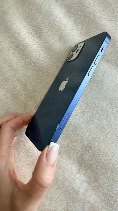 iPhone 12 128 g б/у синій