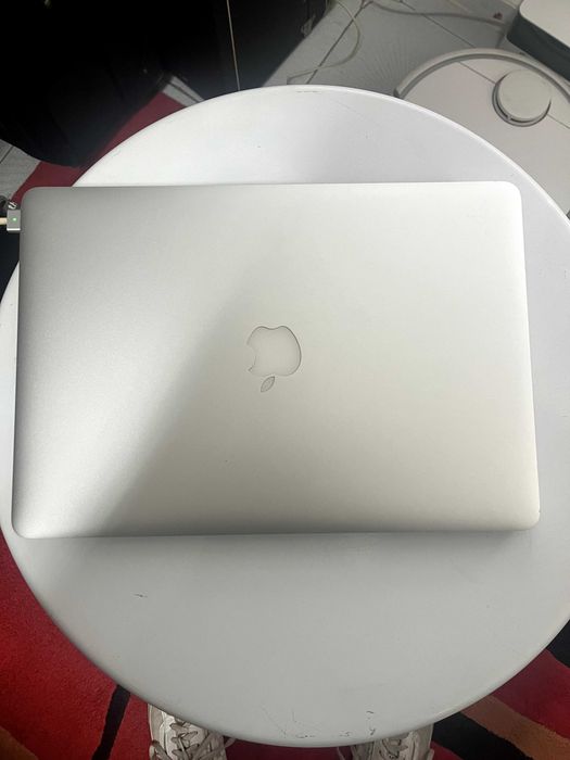 MacBook Pro 15” (2015) – 16GB RAM | 1TB SSD