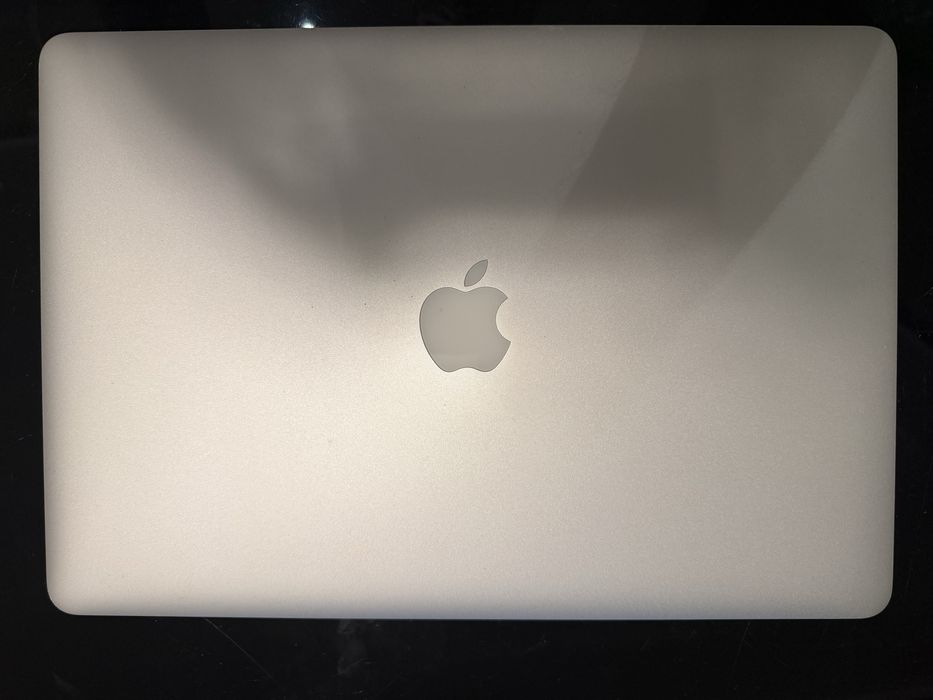Macbook pro 15  - 8GB ram / 256Gb