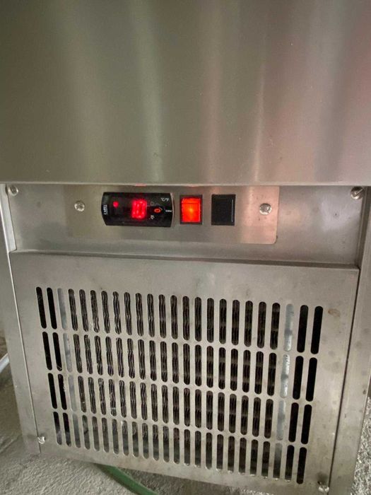 Balcão take away / self-service / quente e frio