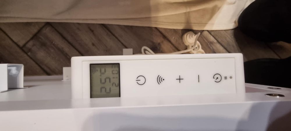 Promiennik podczerwieni grzejnik z pilotem i Wifi 550w