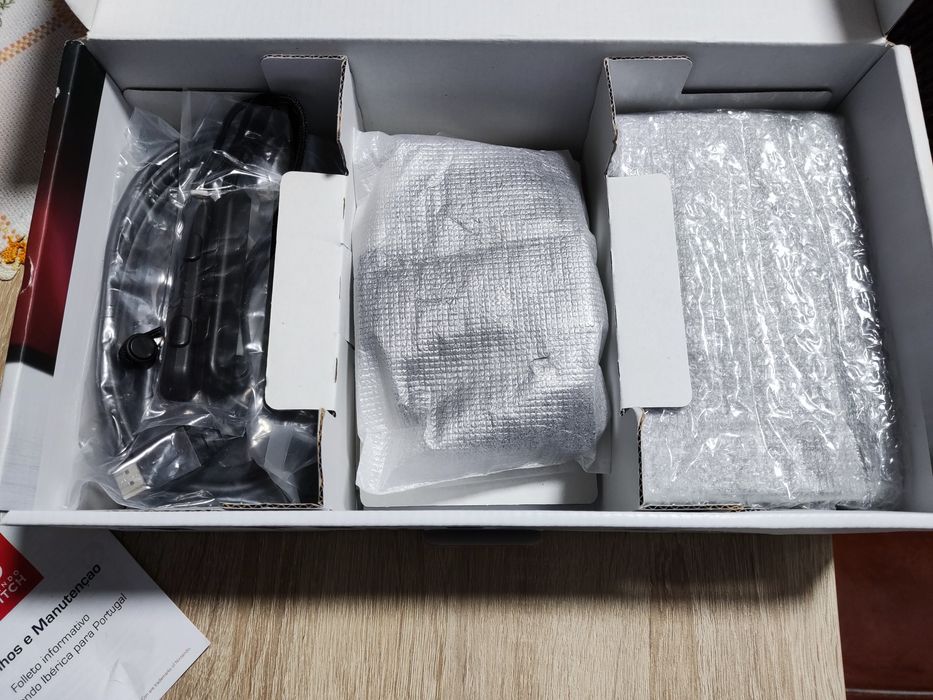 Nintendo switch v1 completa+ 3 jogos