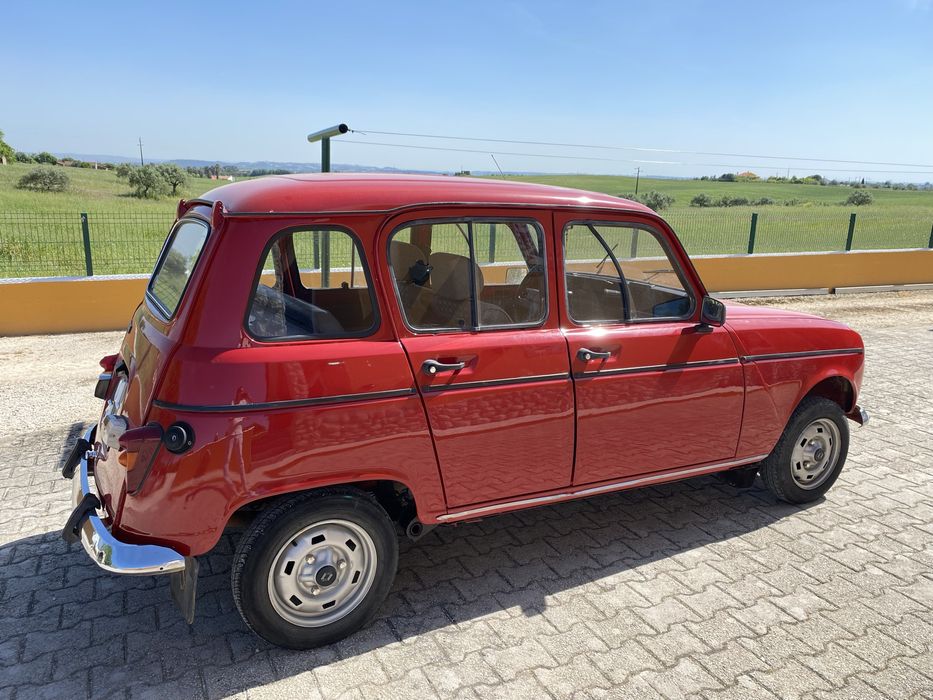 Renault 4L Certificada