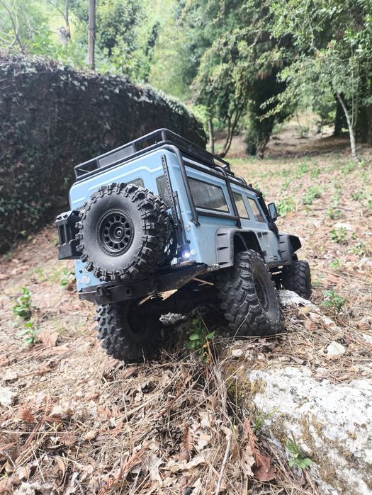 RC Land Rover Defender crawler 1/8 grande