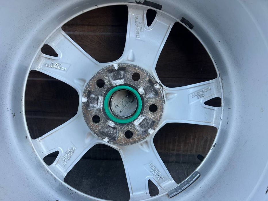 Диски Ауди  R17 235/45
