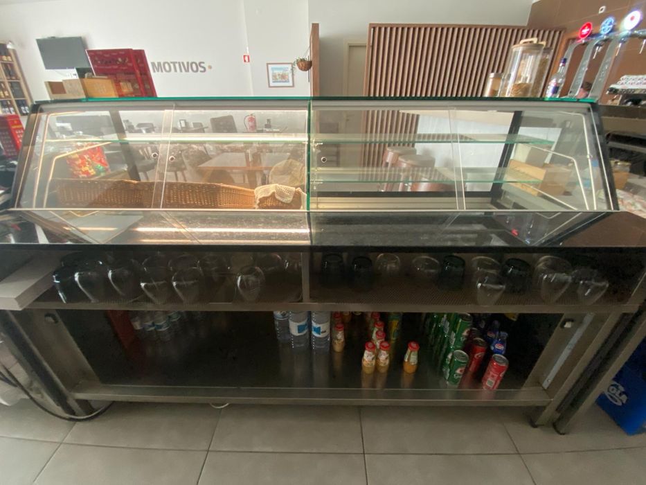 Vitrine Pastelaria- Neutra