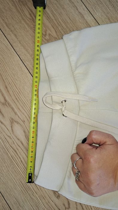 Spodnie H&M r. 140