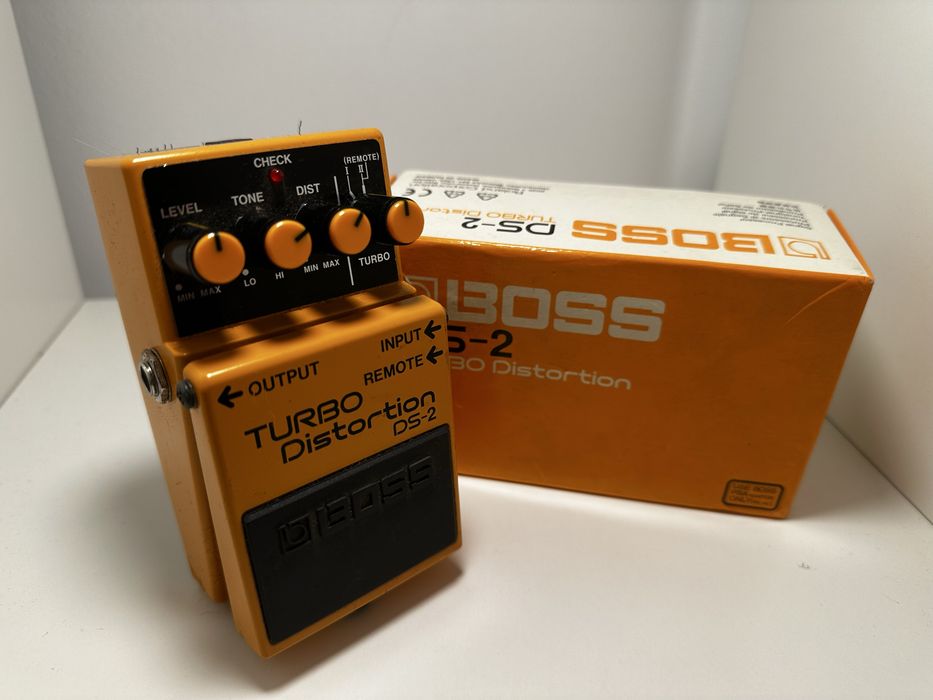 Pedal para guitarra BOSS DS2