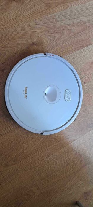 Robot sprzatajacy ' robojet' focus prawie nowy!!