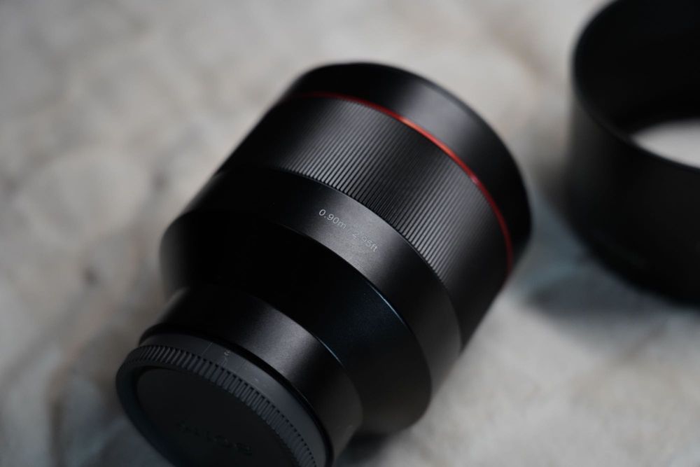 Samyang 85mm 1.4 (sony) como nova