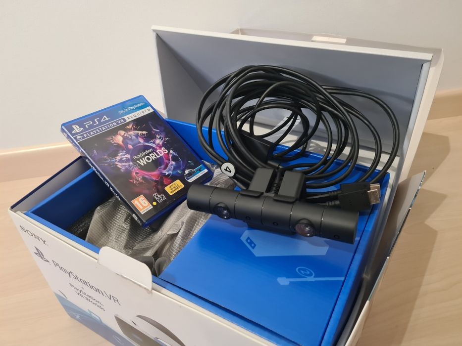 PlayStation VR with VR Worlds64172208603267122