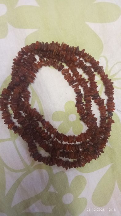 Бусы из необработанного янтаря натуральные