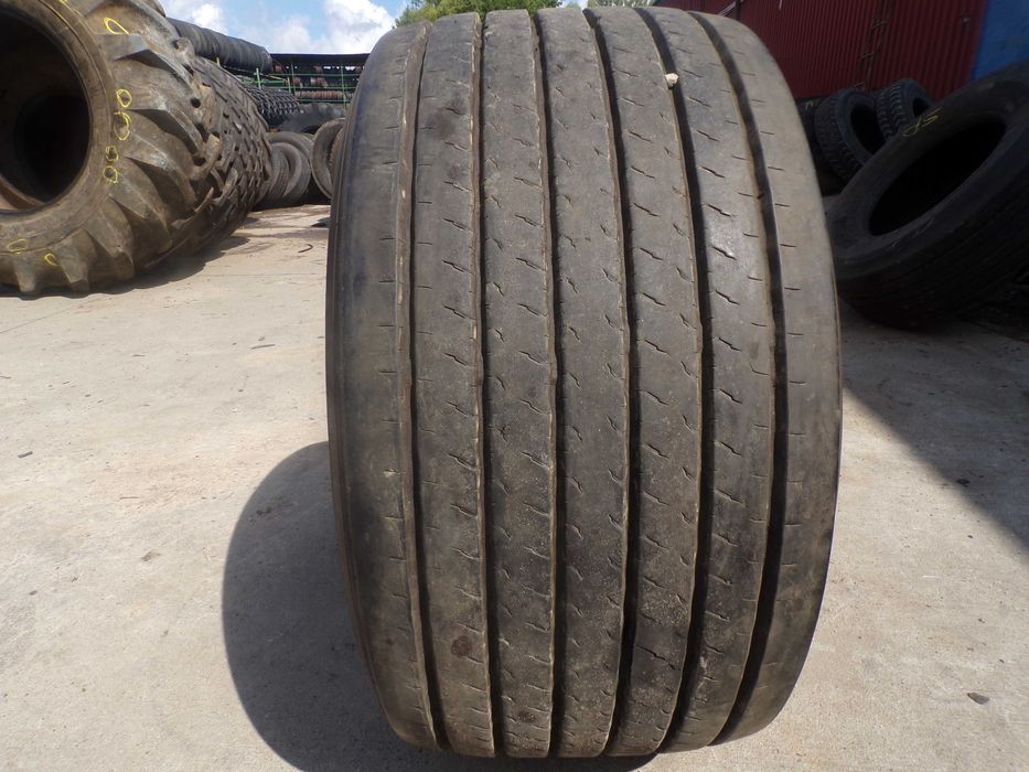 Opona 435/50R19.5 DUNLOP SP 252 (1000 netto)