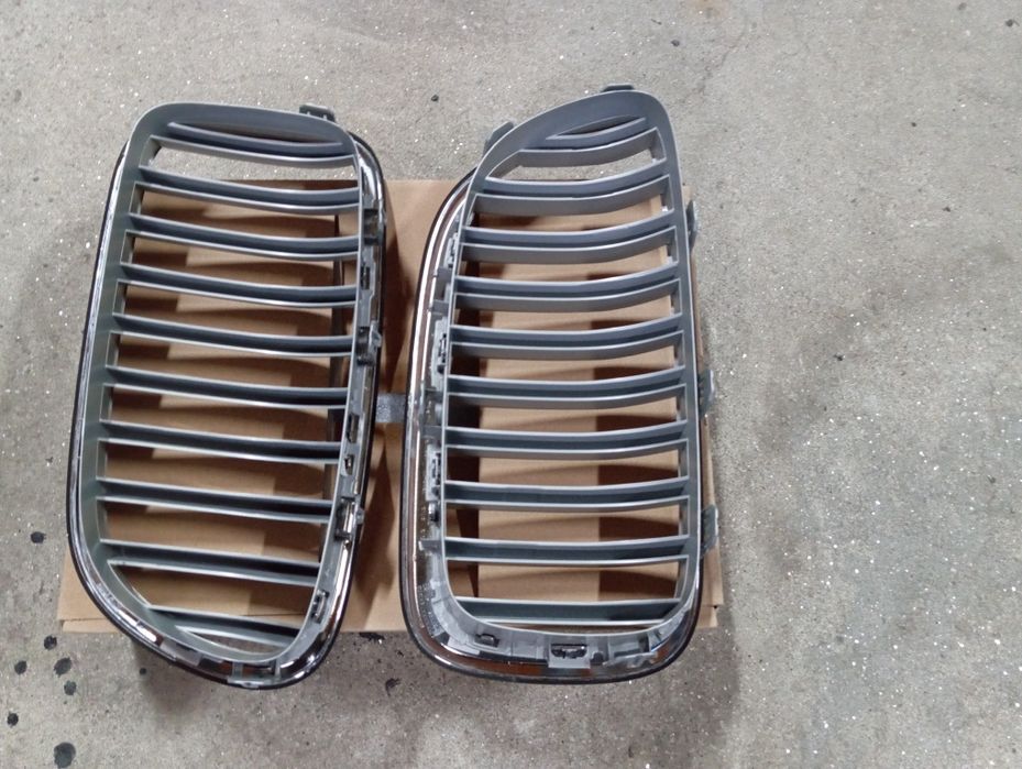 BMW 5   grelhas    originais