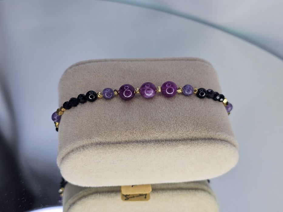 Bransoletka na sznurku turmalin jaspis lepidolit czarny różowy