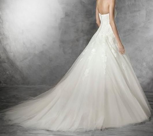Suknia ślubna Pronovias