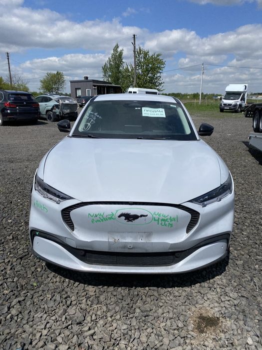 Ford Mustang Mach e 2022 розмитнений