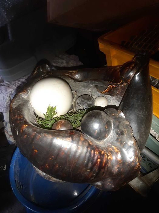 Mala fontanna ogrodowa