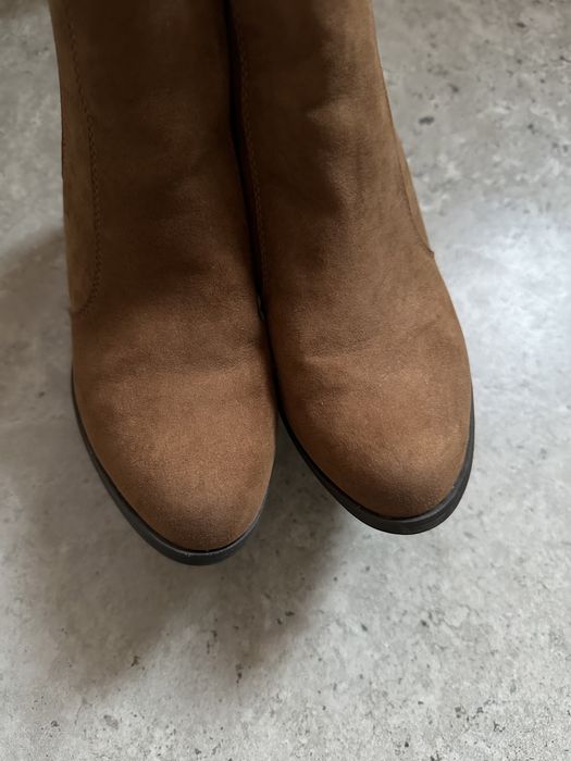 Ботильйони