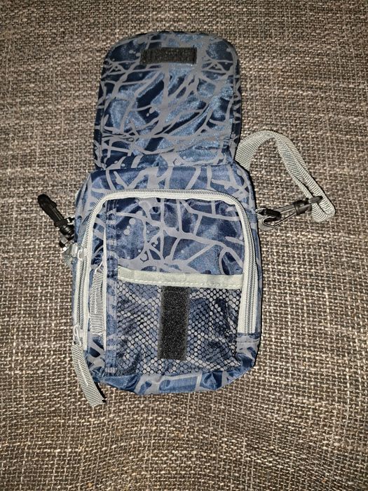 Listonoszka męska, mała na ramię. 22 zł.