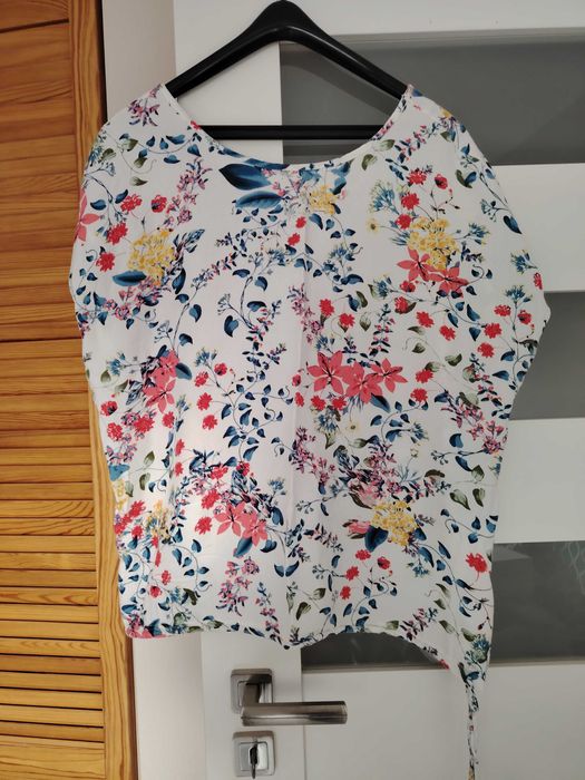 Bluzka damska elegancka