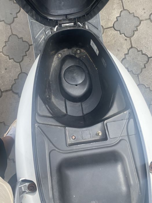 Продам Скутер Пежо 125