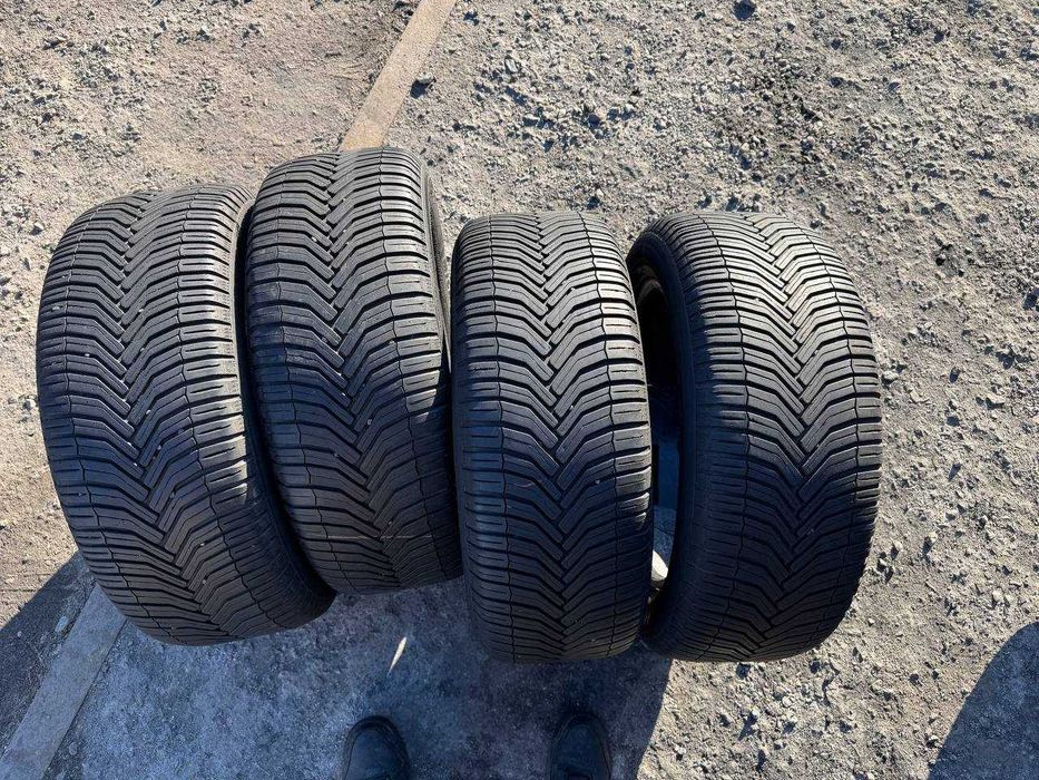 Шини 215/55/R17 Michelin CrossClimate 2022рік
