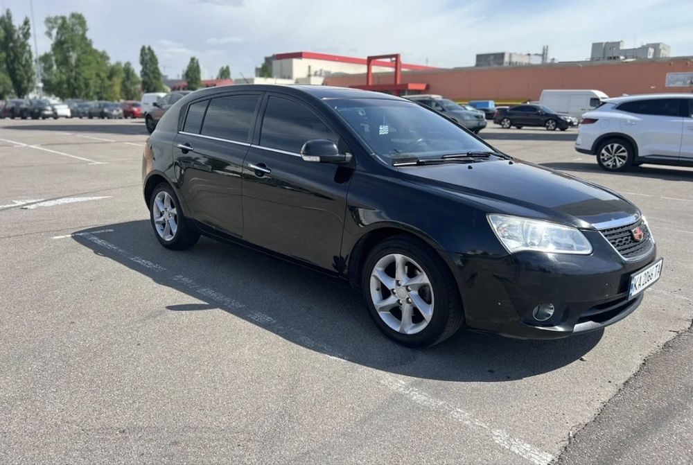 Geely Emgrand EC7-RV 2013