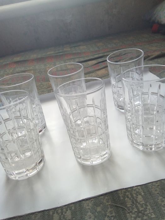 Продам стаканы хрустальные.