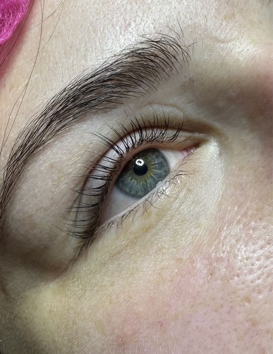 Потрібні моделі на ламінування та класичне нарощування вій