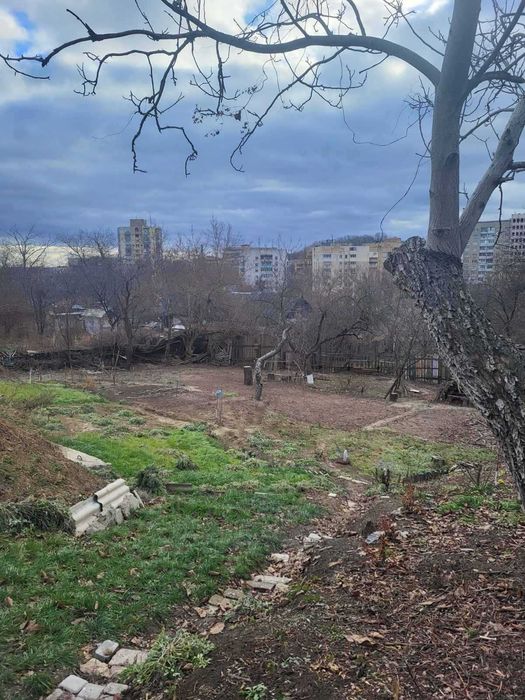 Ділянка 19 соток фасад просп Науки Столичне шосе