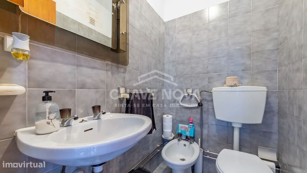 PS - Apartamento T3 na Rua das Mimosas, na Vila D´Este.