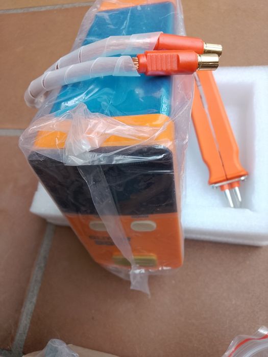 Máquina de solda de baterias em série