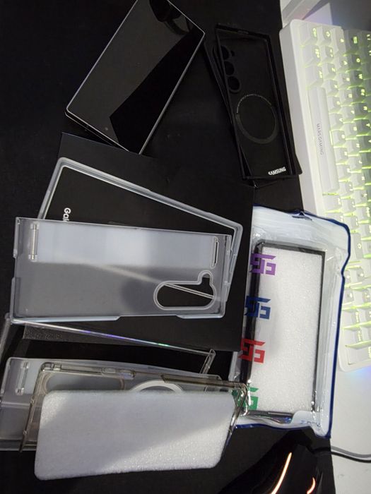 Z fold 6 12/256GB como novo garantia 2028posso trocar em s25 ultra ou 16 pro max