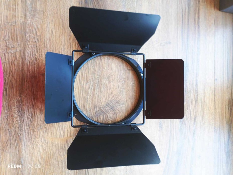 Światło Imprezowe COB Zoom Par Led 200 W