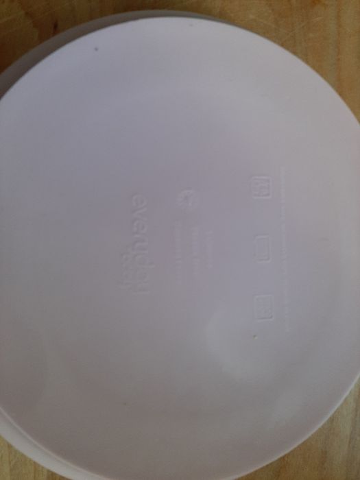 Pratos de silicone com ventosa