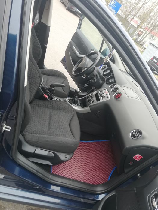 Пежо 308св 1,6дизель