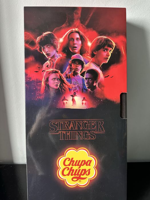 Stranger things com chupa chups caixa cassete