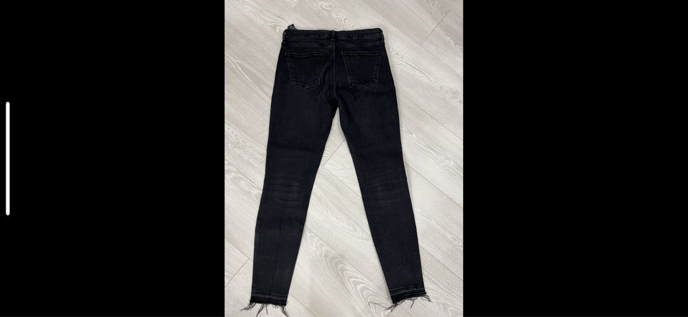 Spodnie Zara  jeans 38 M