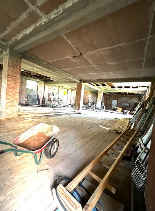 Продаж виробничо-складської будівлі | 1 730 м² | с. Квітневе