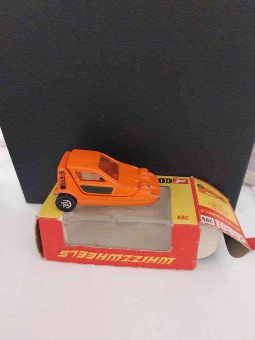 Carros antigos Corgi