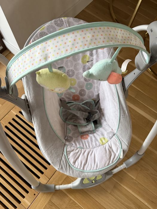 Bujak dla niemowląt huśtawka Ingenuity Swing 'n Go Hugs & Hoots
